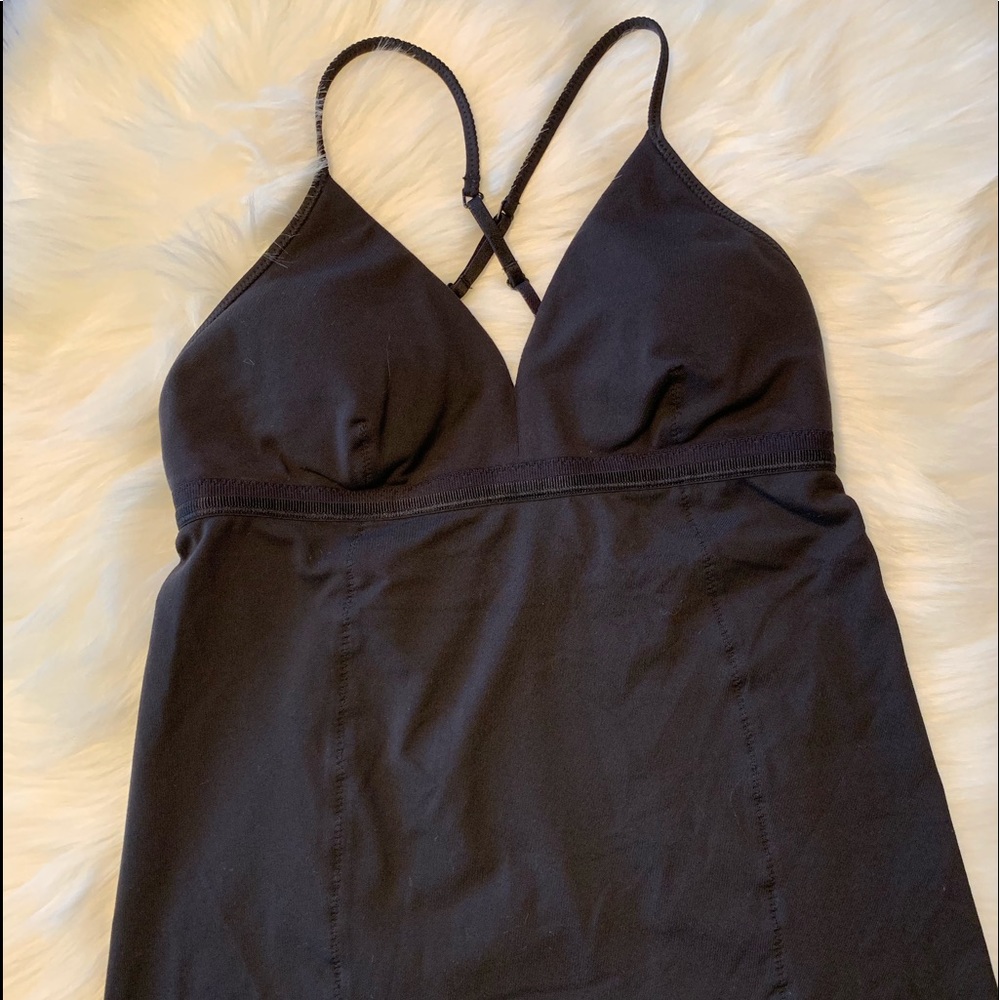 Black Yoga Top
